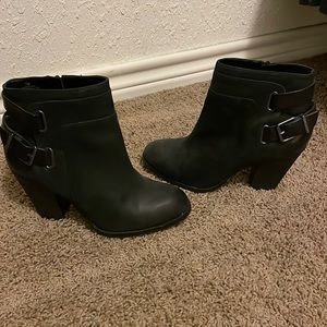 Gianni Bini boots size 6.5 Excellent condition